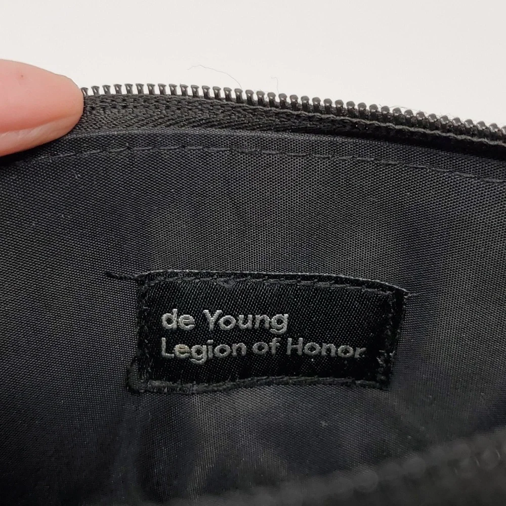 de Young Legion of Honor pre owned